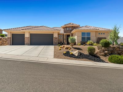 212 S Misurina Dr