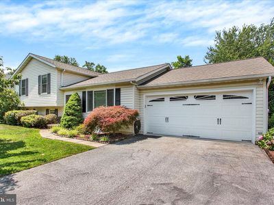 30 Gardenia Dr