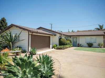 676 San Ramon Dr