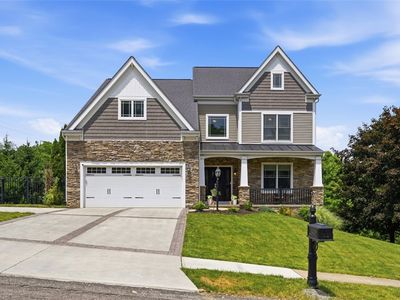 1900 Oakhurst Dr