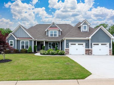 104 Everly Ct