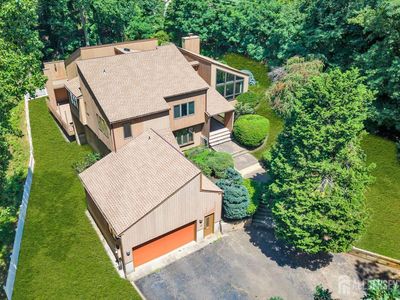 6 Sugar Ln
