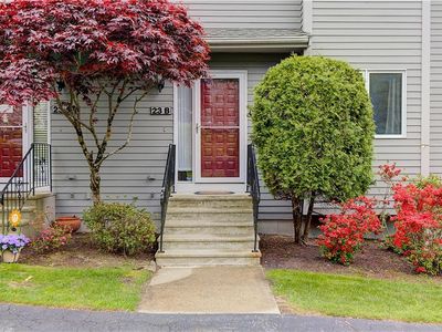 23 Waterview Dr Unit B