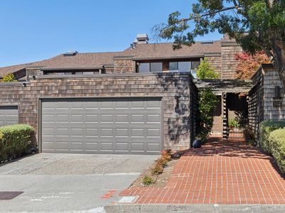 139 El Condor Ct