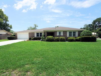 208 Dumaine Ct