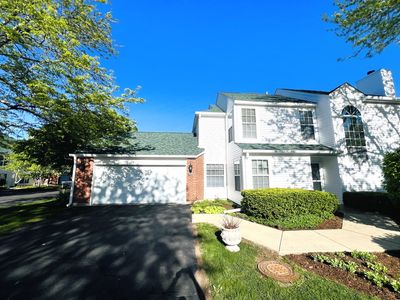 111 N Woodbury Ln