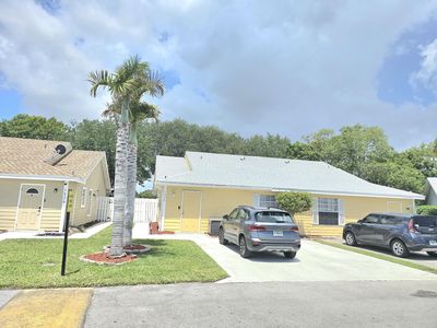 1530 Royal Forest Court
