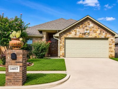 1407 Lauren Ln