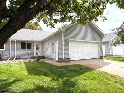 Property at 2907 Adkins Dr, Yankton, SD