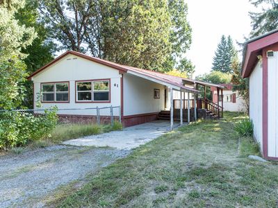 61 Pioneer Rd