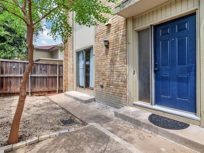 2644 Custer Pkwy APT B