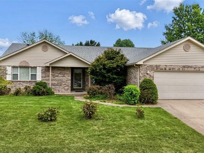 208 Saint Sabre Dr