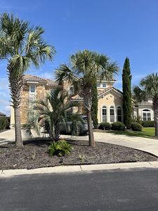 922 Bluffview Dr
