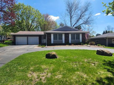 1120 West Blackhawk DRIVE