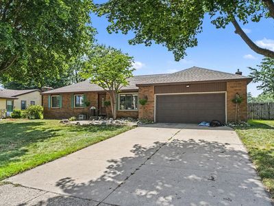 3893 Granada Ct NW