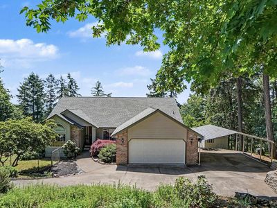 920 NW Carpathian Dr