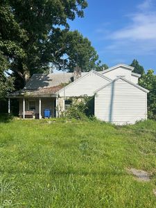 105 Heltonville Rd W