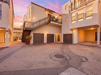 506 S Brea Blvd