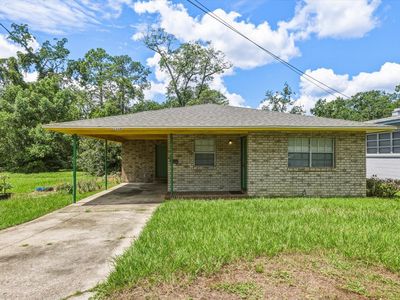 1126 Gibbs Dr