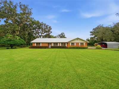 3704 THONOTOSASSA ROAD