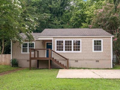 828 Meadowbrook Dr