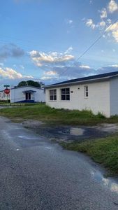 1001 N 16th Ct