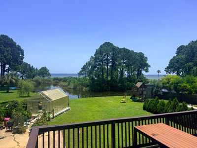 37 Country Club Rd