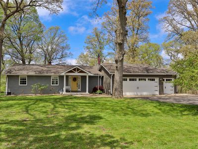 1776 N Royal Oaks Dr