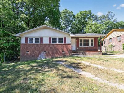 904 Woodale Cir
