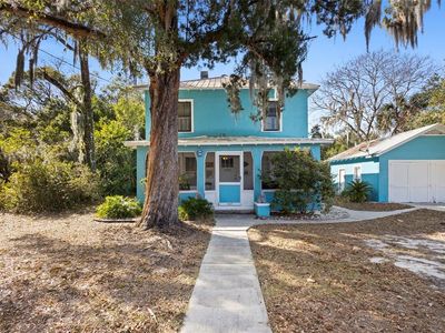 529 N Leavitt Ave