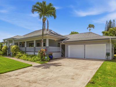 3907 Namakeha Loop