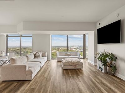 270 17th St NW UNIT 3604