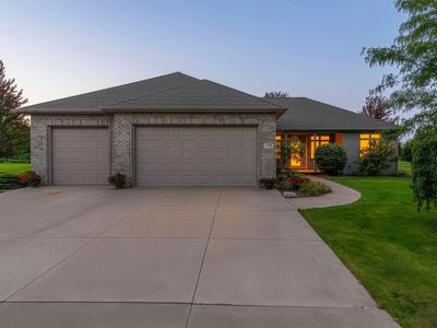 442 Windmill Dr