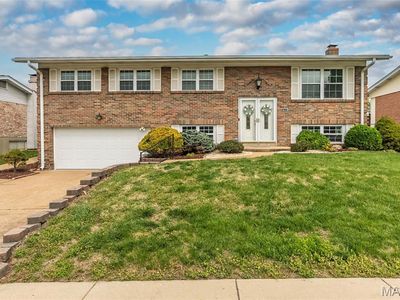 3233 Hedgetree Ln
