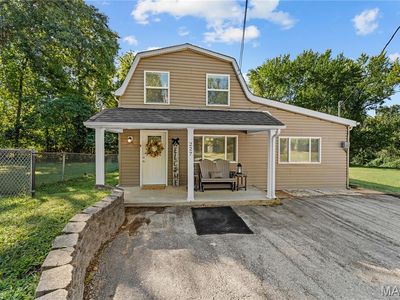 227 Main St
