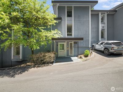 10459 Des Moines Memorial Dr S #303