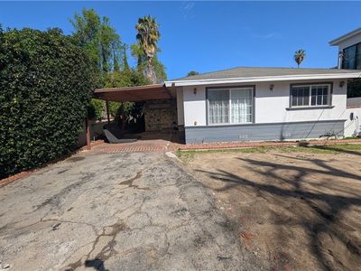 13319 Magnolia Blvd