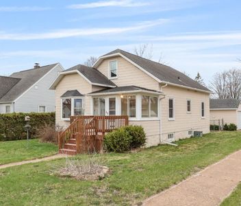 451 11TH AVENUE NORTH