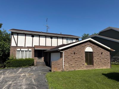 Property at 1076 Shoreline Rd, Crown Point, IN