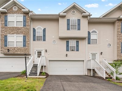 Property at 223 Mountain Dr, Carnegie, PA