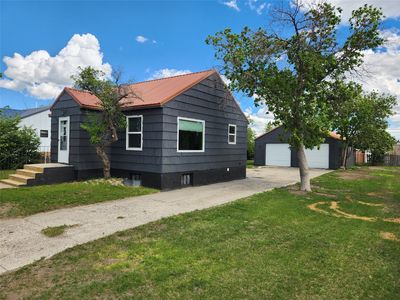 Property at 313 3rd Ave SE, Cut Bank, MT