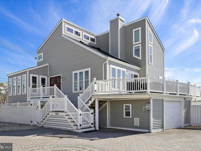 1100 Long Beach Blvd