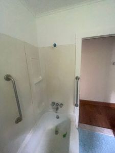 58 Hathorn Blvd