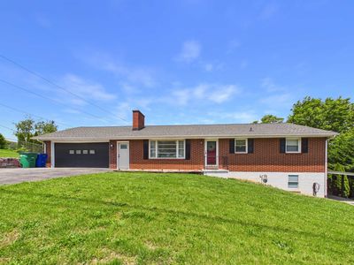 85 Wades Ln