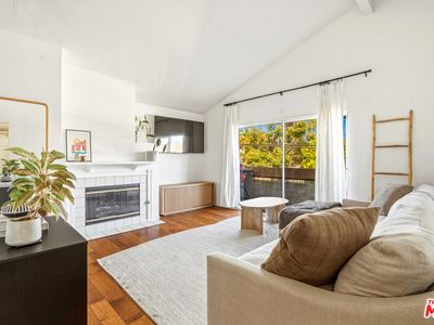 3605 E Anaheim St Unit 205