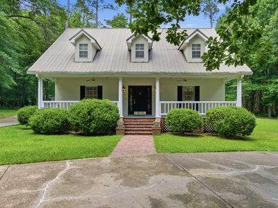 310 Quail Hollow Pl