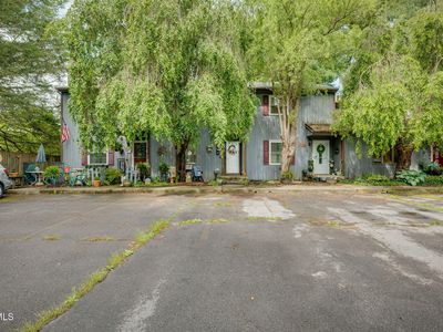 716 Carolina Ave APT C