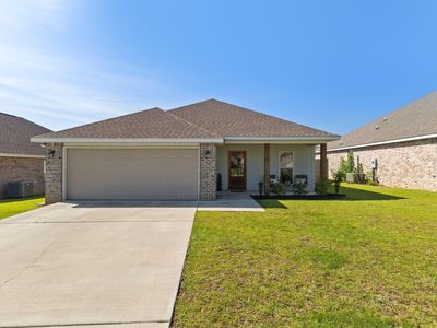 28 E Andover