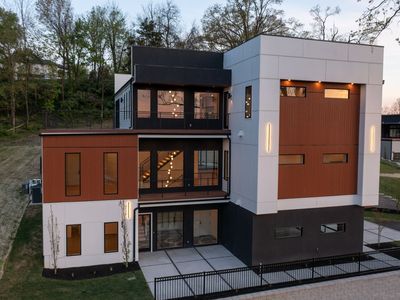 5429 Franklin Pike