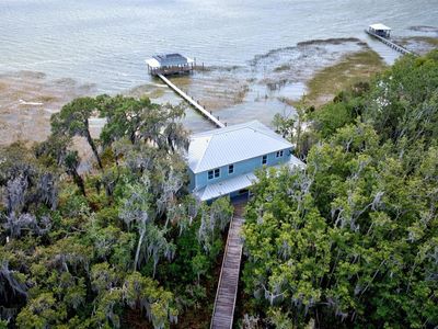 424 Lake Mirror Dr